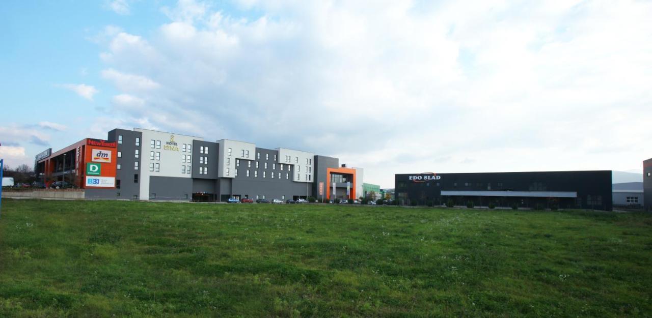 Hotel Etna Gracanica  Exterior foto